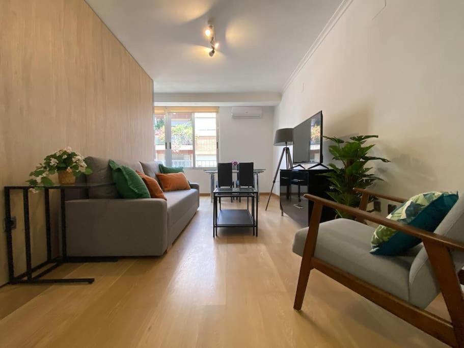 Executive Style Near Downtwon Apartment Valencia Bagian luar foto